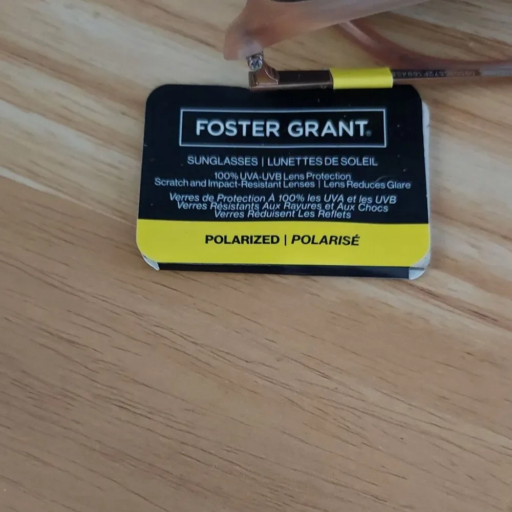 Foster Grant Sunglasses Pink - Polarized - 100% UVA-UVB - NEW